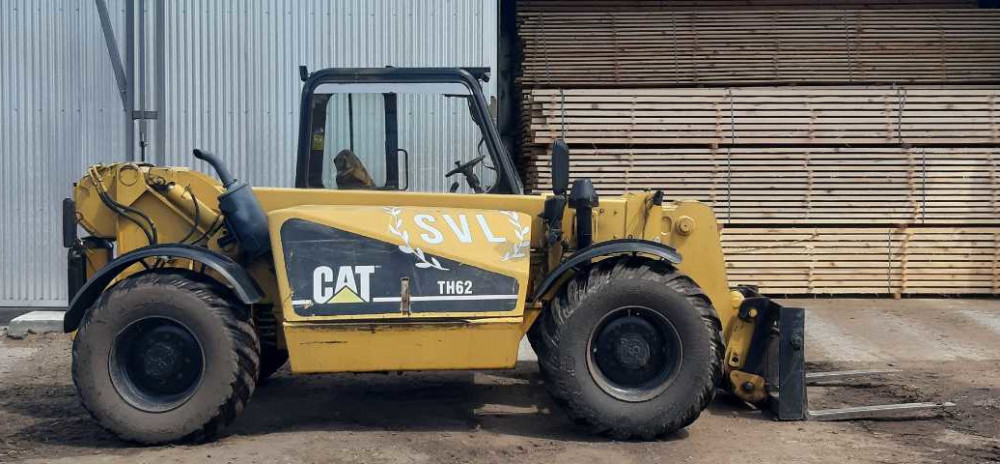 Телескопический погрузчик